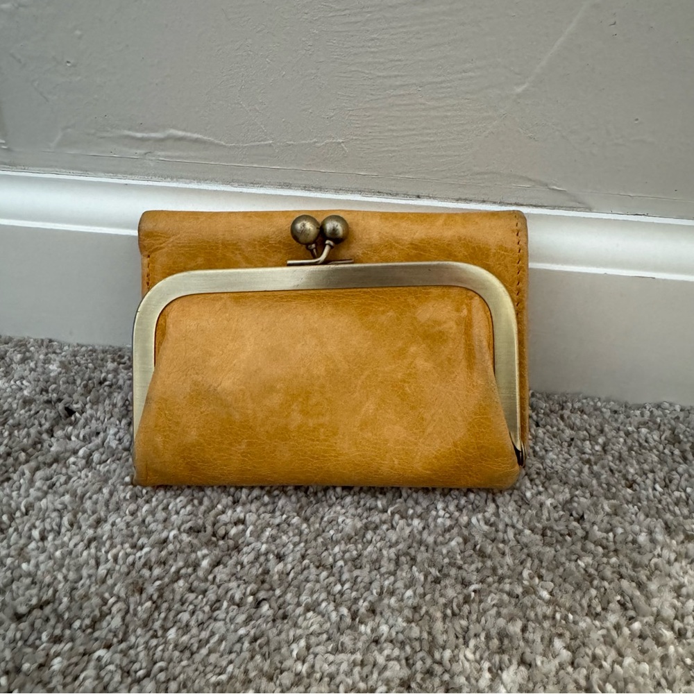 Hobo Robin Compact Wallet